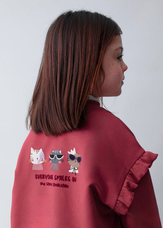 FELPA GIROCOLLO CILIEGIA CON STAMPA GATTO E SAETTA E MANICHE VOLANT