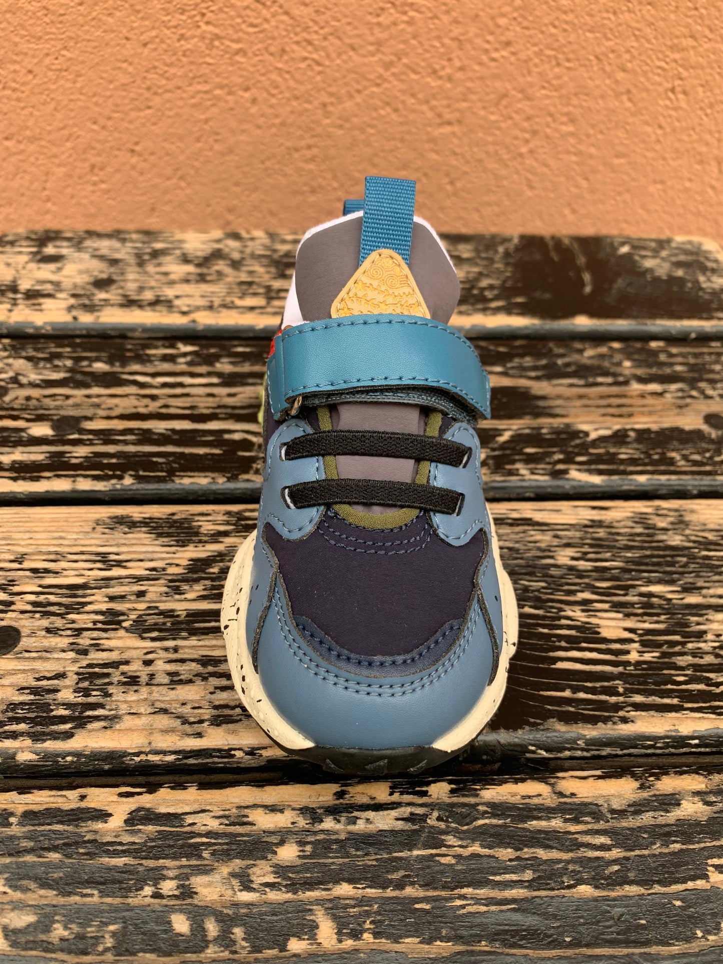 SCARPA GINNICA FLOWER MOUNTAIN CON APERTURA A STRAPPO
