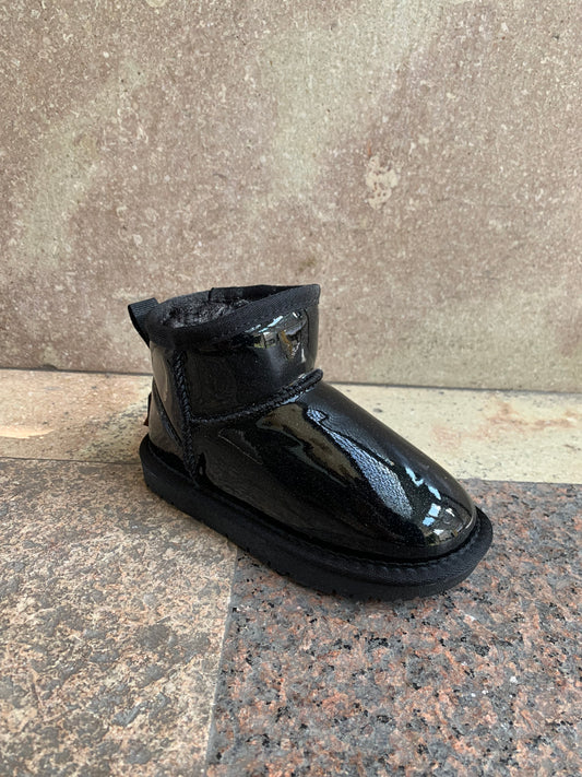 STIVALETTO RINFORZATO CON ECOPELLICCIA INTERNA NERO CON BRILLANTINI